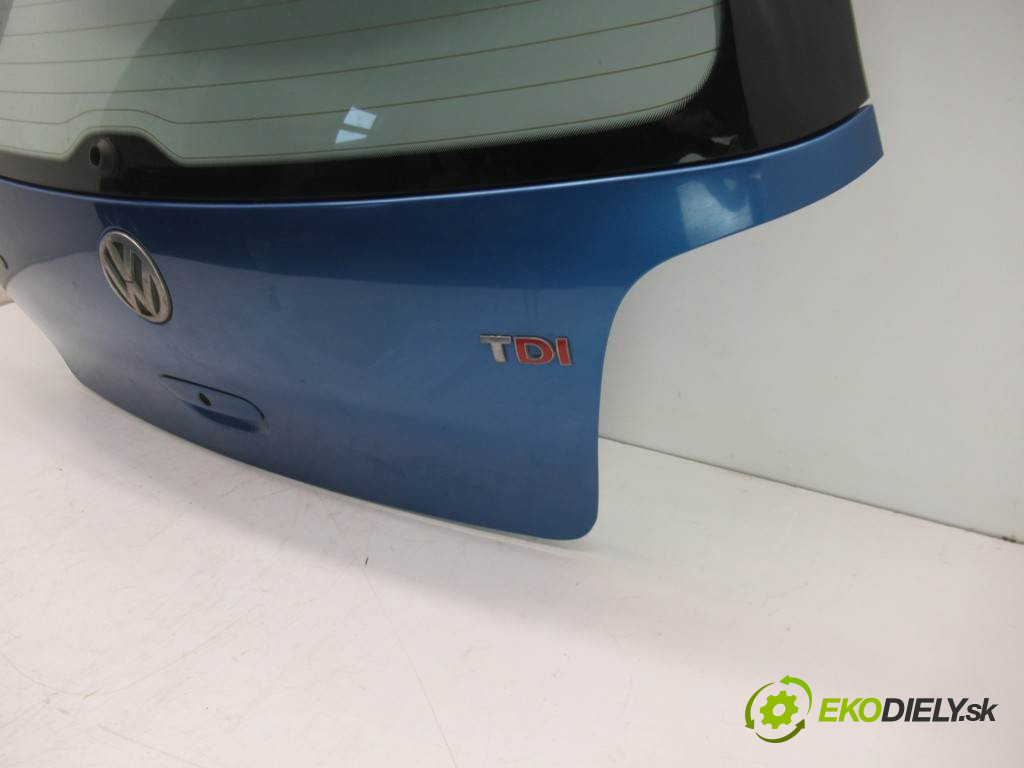 Volkswagen Polo IV 9N       0  zadní část kapota