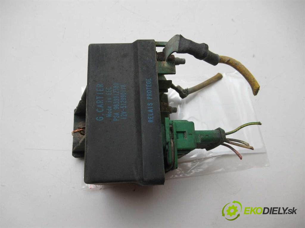 Peugeot 307       0  relé sviečok žhavenia 9639912580