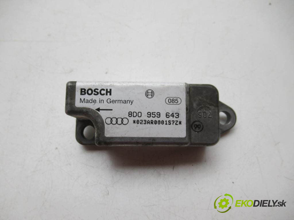 Audi A4 B5       0  snímač nárazu 8D0959643