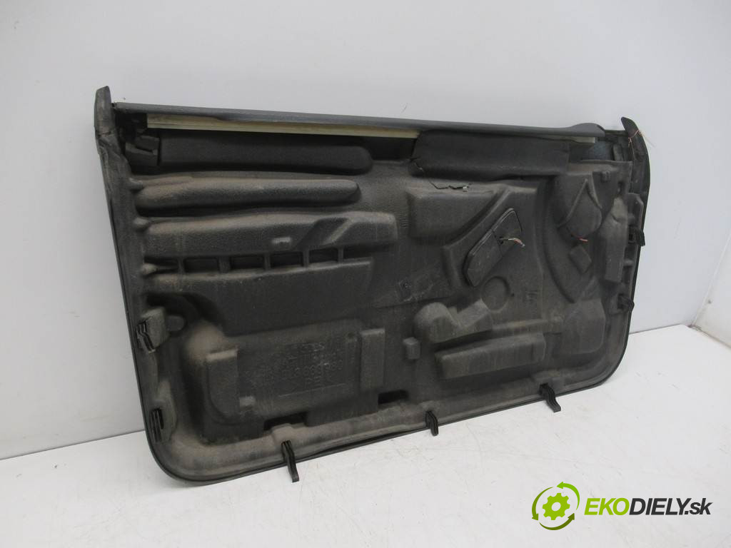 Audi A3 8L       0  ča dveře přední část pravý tapacír