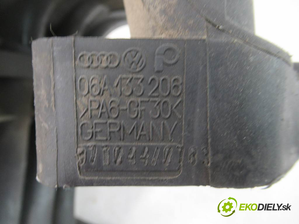 Audi A3 8L       0  potrubie sacie, sanie 06A133206
