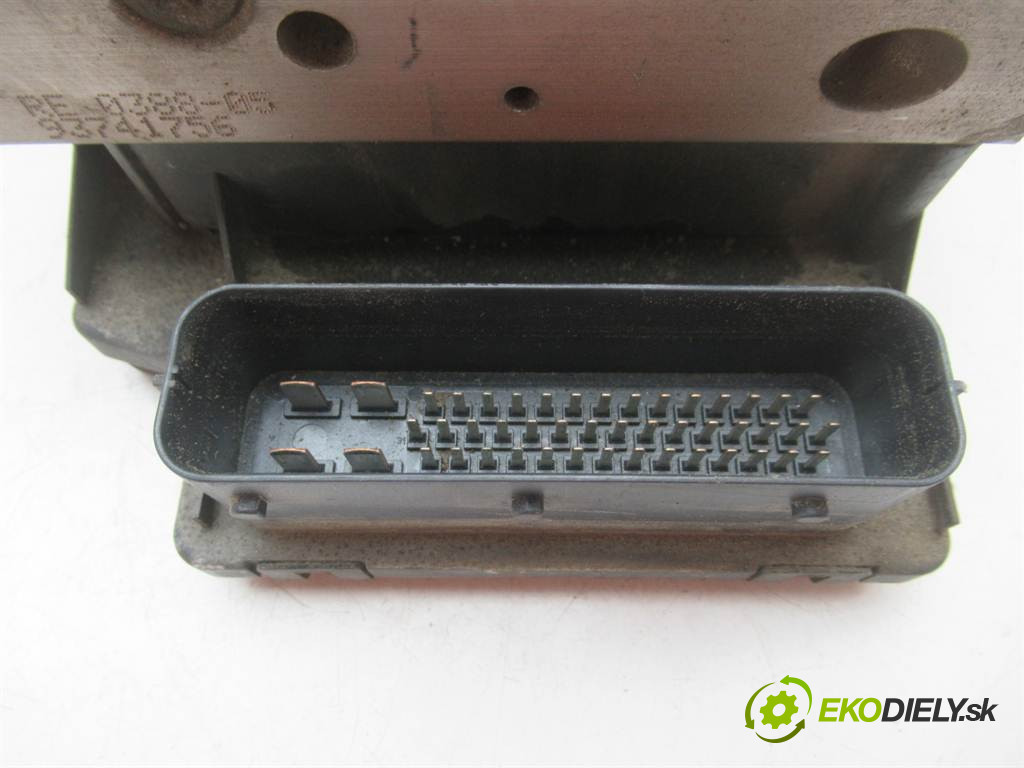 Volkswagen Golf IV       0  pumpa abs 1C0907379