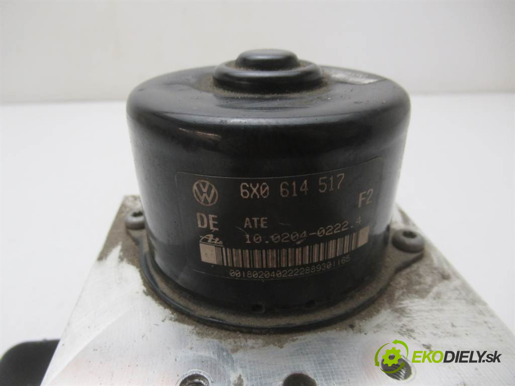 Volkswagen Golf IV       0  pumpa abs 1C0907379