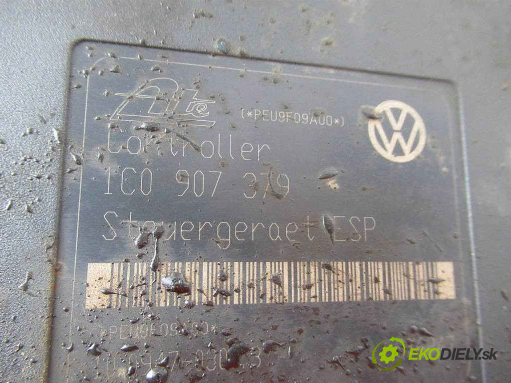 Volkswagen Golf IV       0  pumpa abs 1C0907379