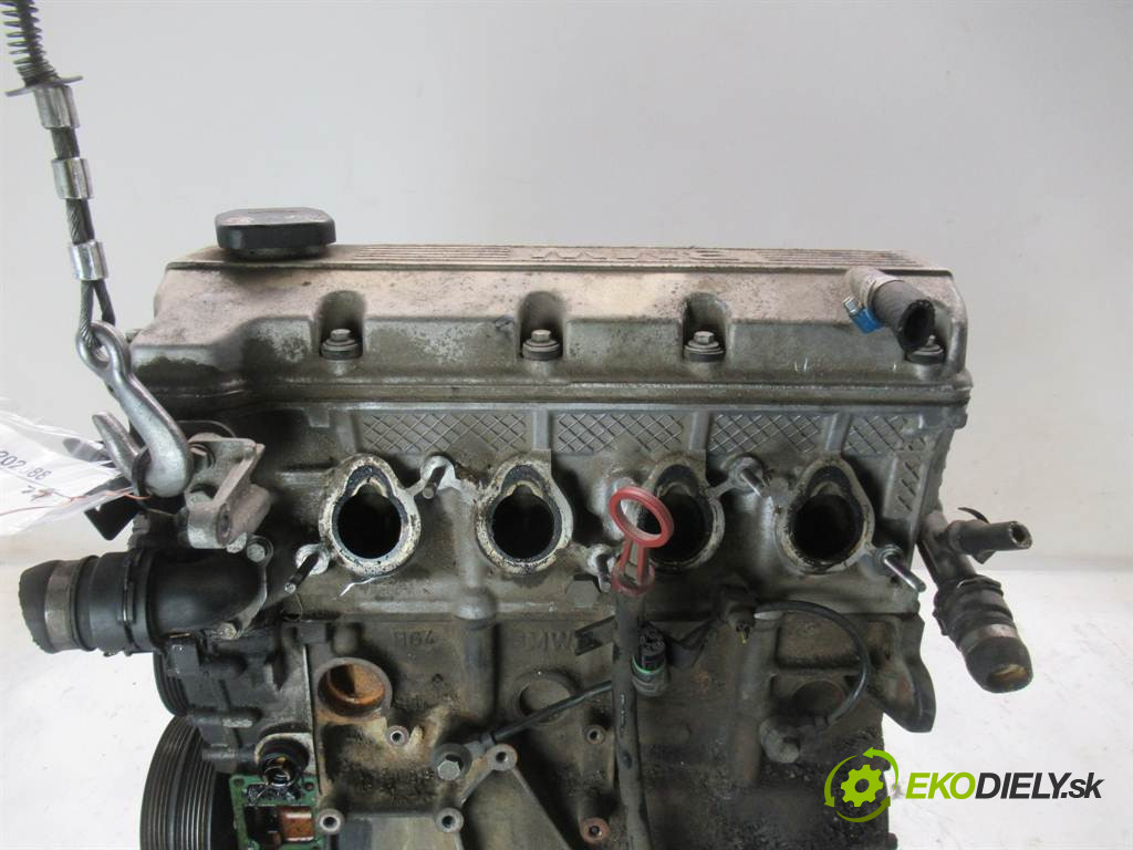 BMW 3 E46       0  motor M43B19