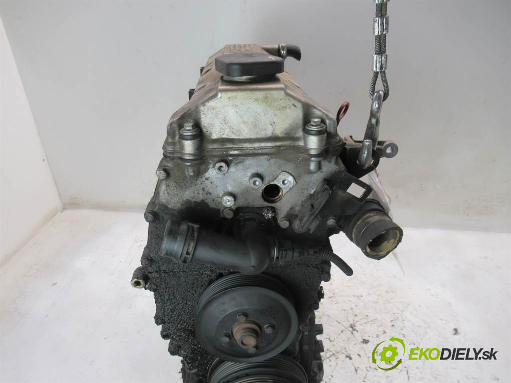 BMW 3 E46       0  motor M43B19