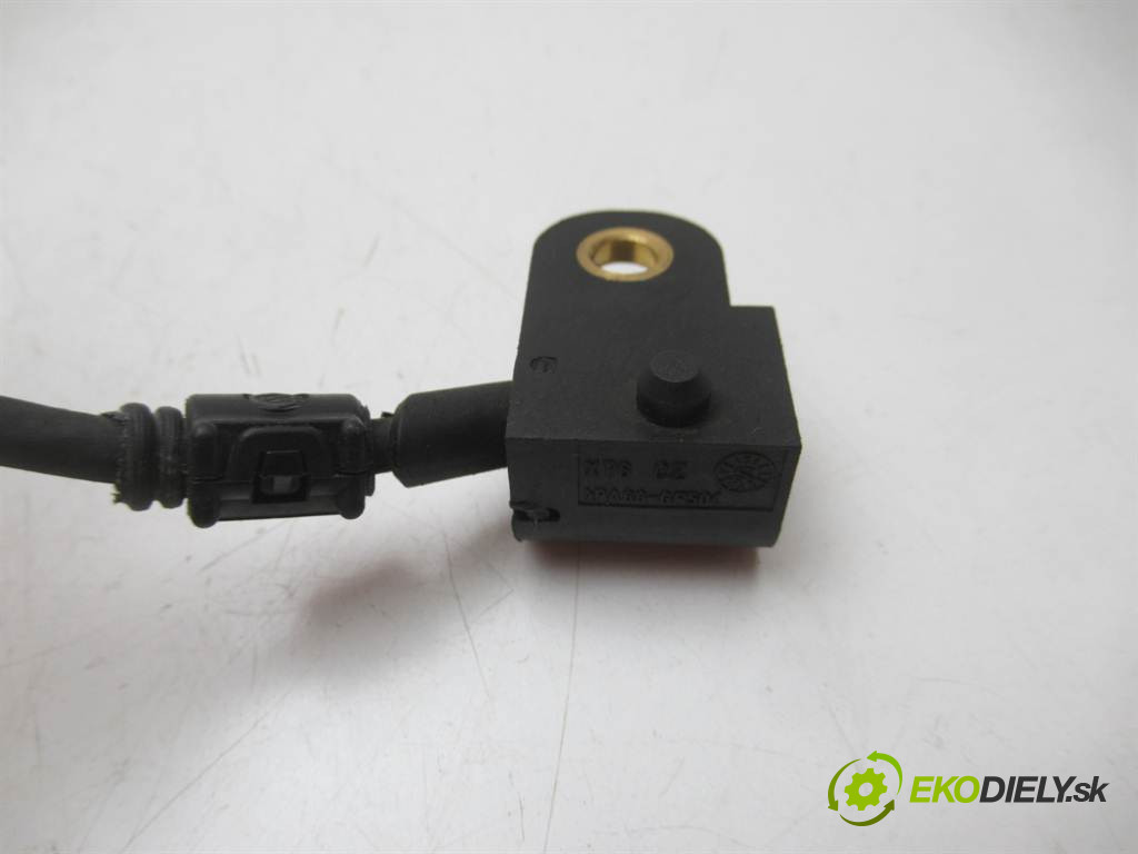 Seat Ibiza III 6L       0  snímač pozície vačkového hriadeľa - 045906433C