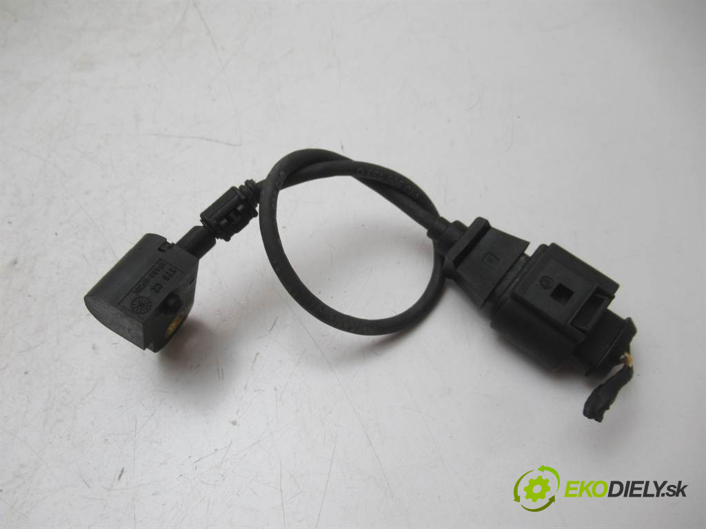 Seat Ibiza III 6L       0  snímač pozície vačkového hriadeľa - 045906433C