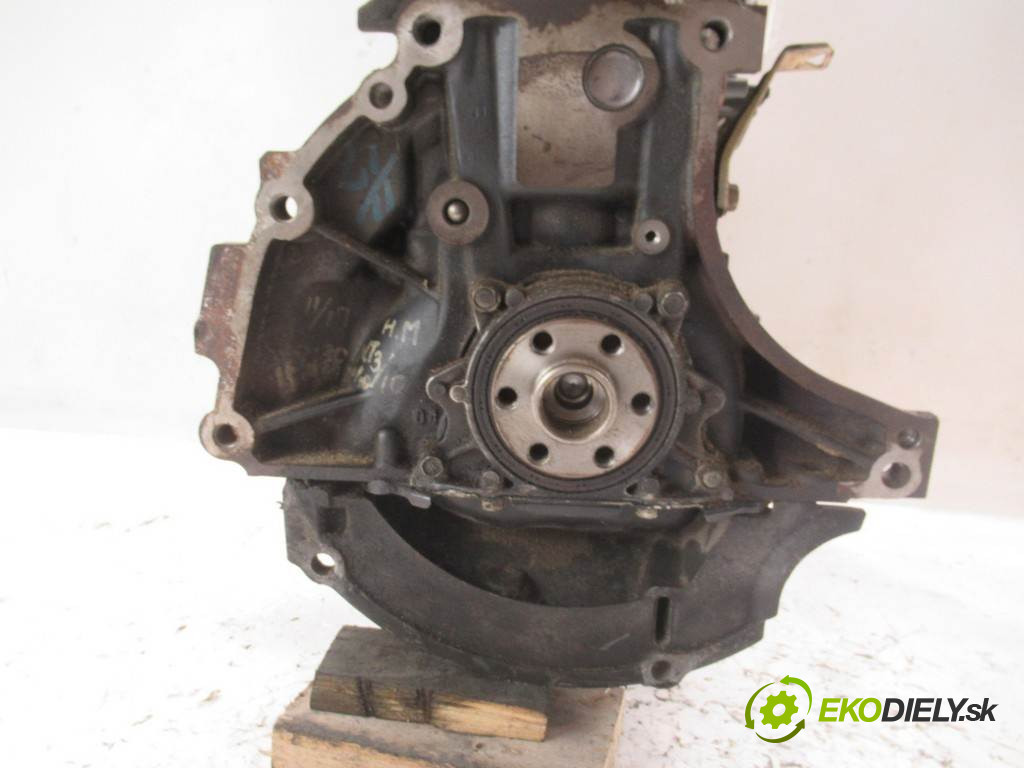 Toyota Yaris       0  motor 1SZ-FE