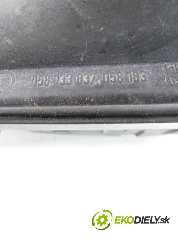 Audi A4 B5       0  obal filtra vzduchu 058133837