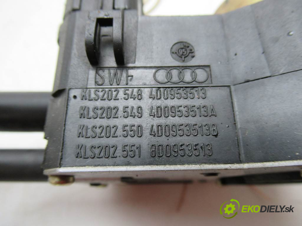 Audi A4 B5       0  prepínač smeroviek