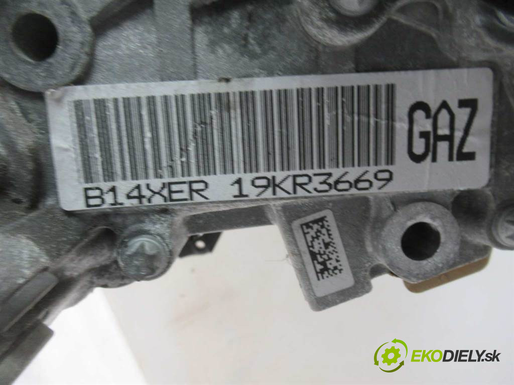 Opel Corsa E       0  motor B14XER