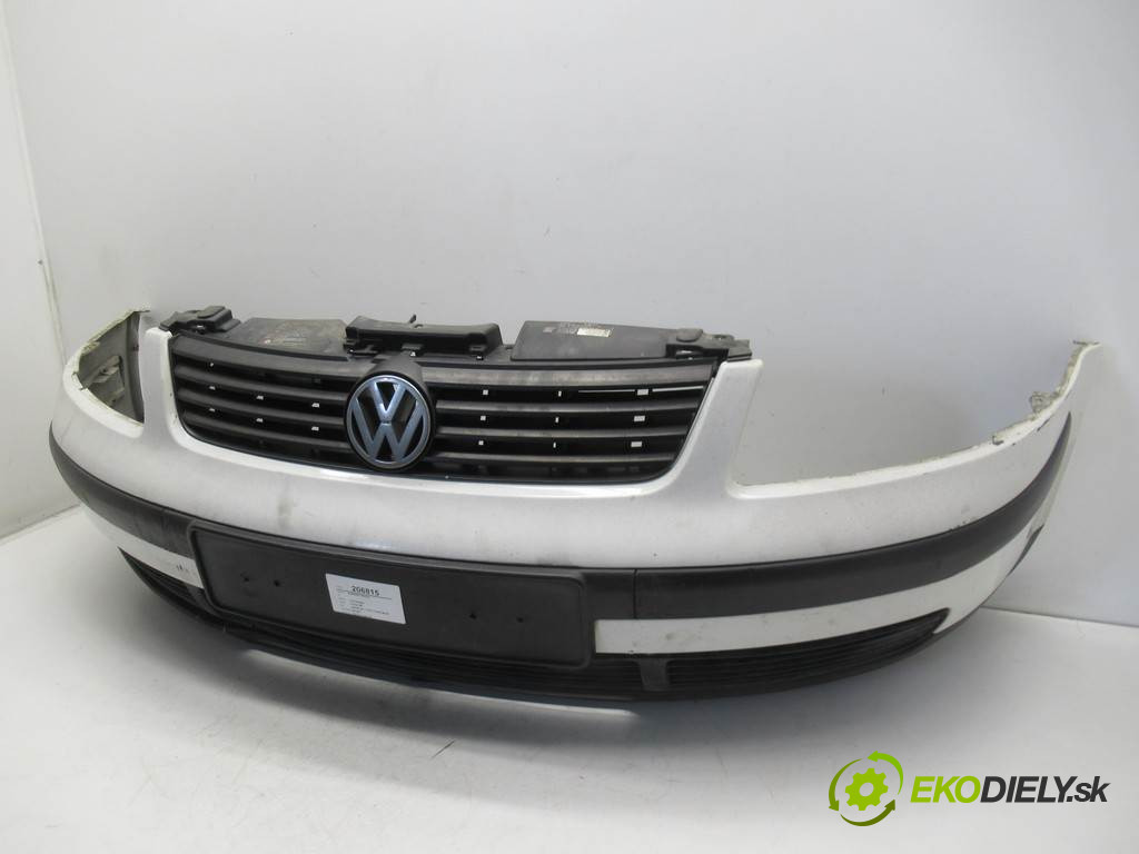 Volkswagen Passat B5       0  nárazník predný