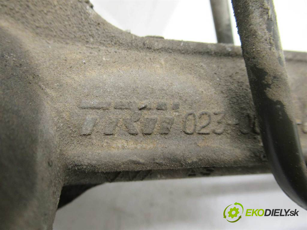 Volkswagen Polo IV 9N LIFT       0  riadenie - 0230080050001