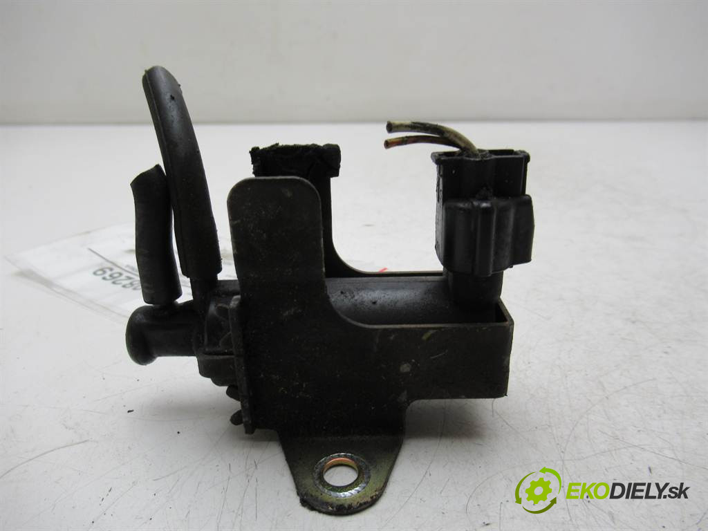 Mazda 6       0  ventil tlaku 139700-0700