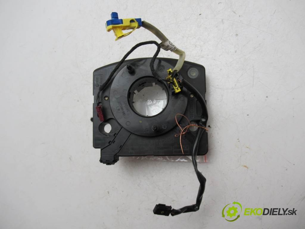 Audi A3 8L FL       0  kroužek slimák airbag 1J0959654AG