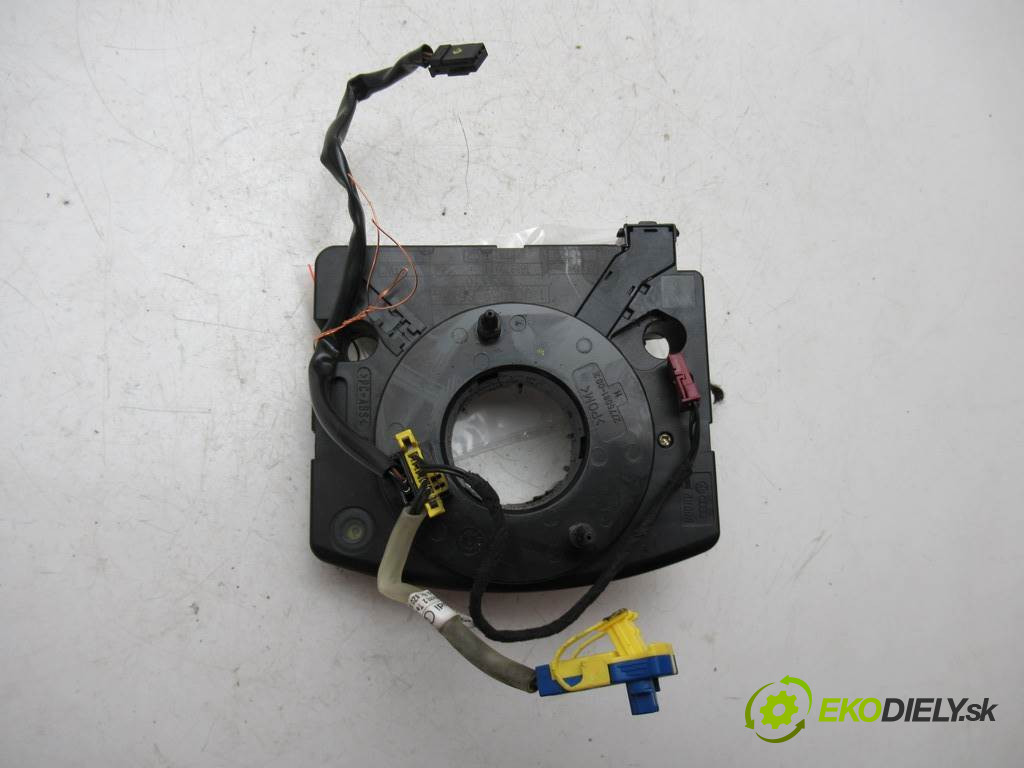 Audi A3 8L FL       0  kroužek slimák airbag 1J0959654AG