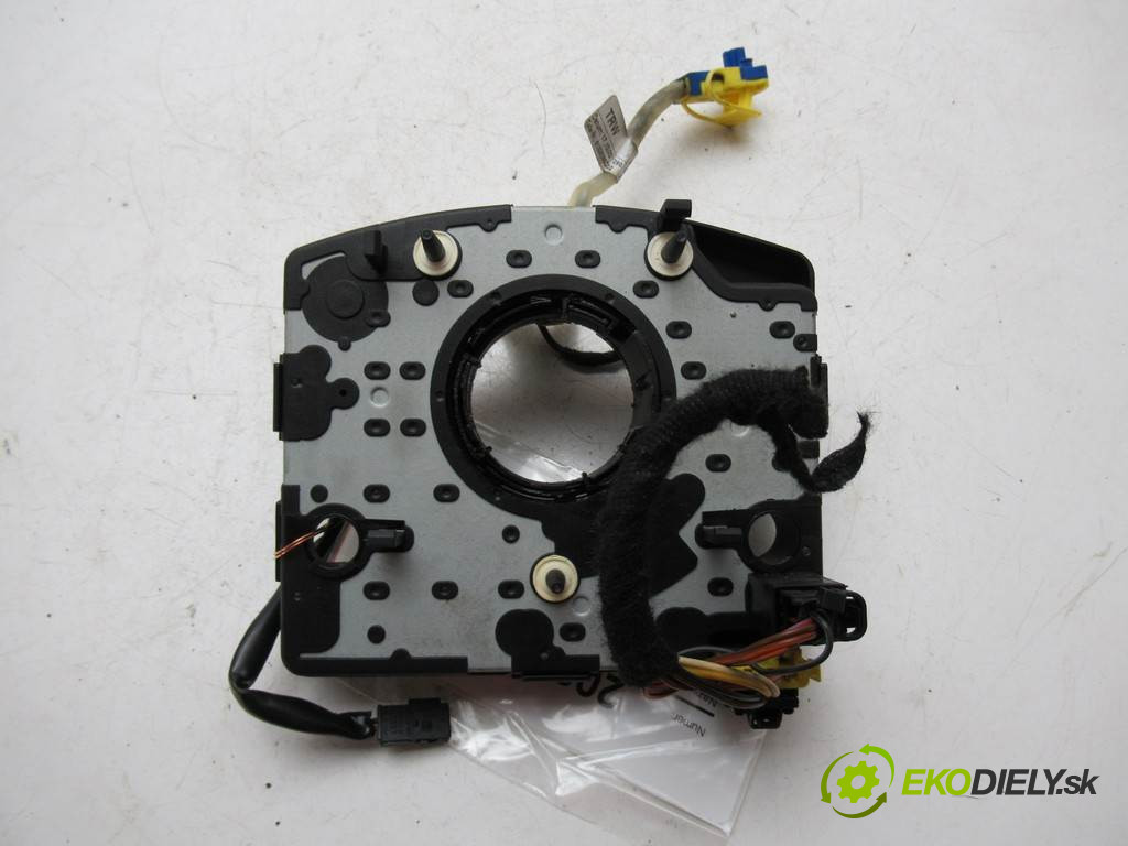 Audi A3 8L FL       0  kroužek slimák airbag 1J0959654AG