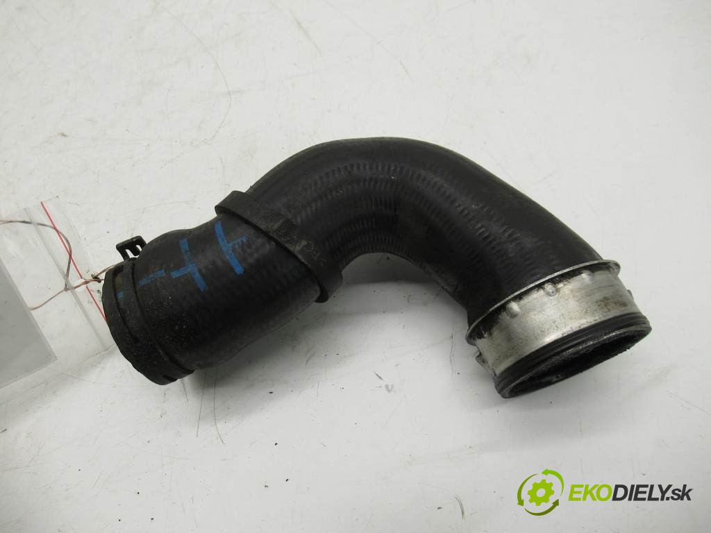 Audi A3 8L FL       0  rúra hadice turba 1J0145762BK