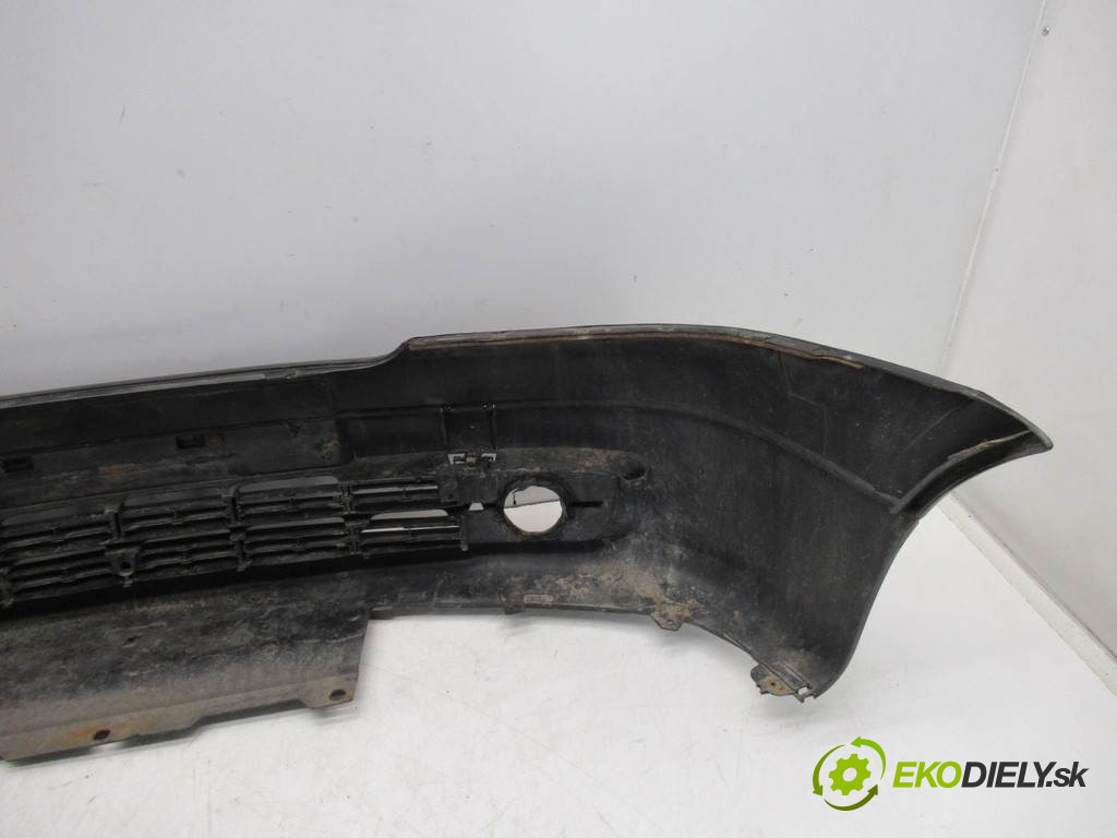 Opel Astra G       0  nárazník predný