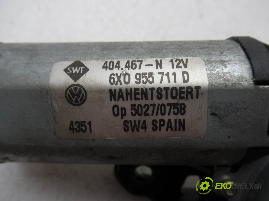 Volkswagen Golf IV       0  motorček stieračov zad 6X0955711D