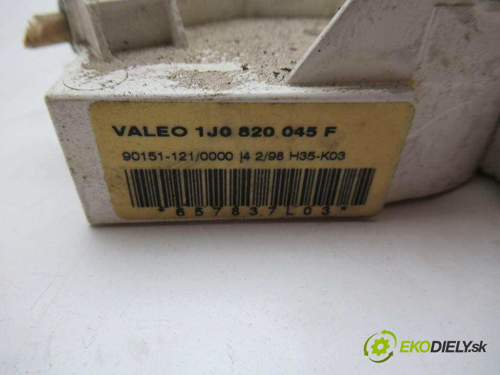 Volkswagen Golf IV       0  panel ovládaní topení 1J0820045F