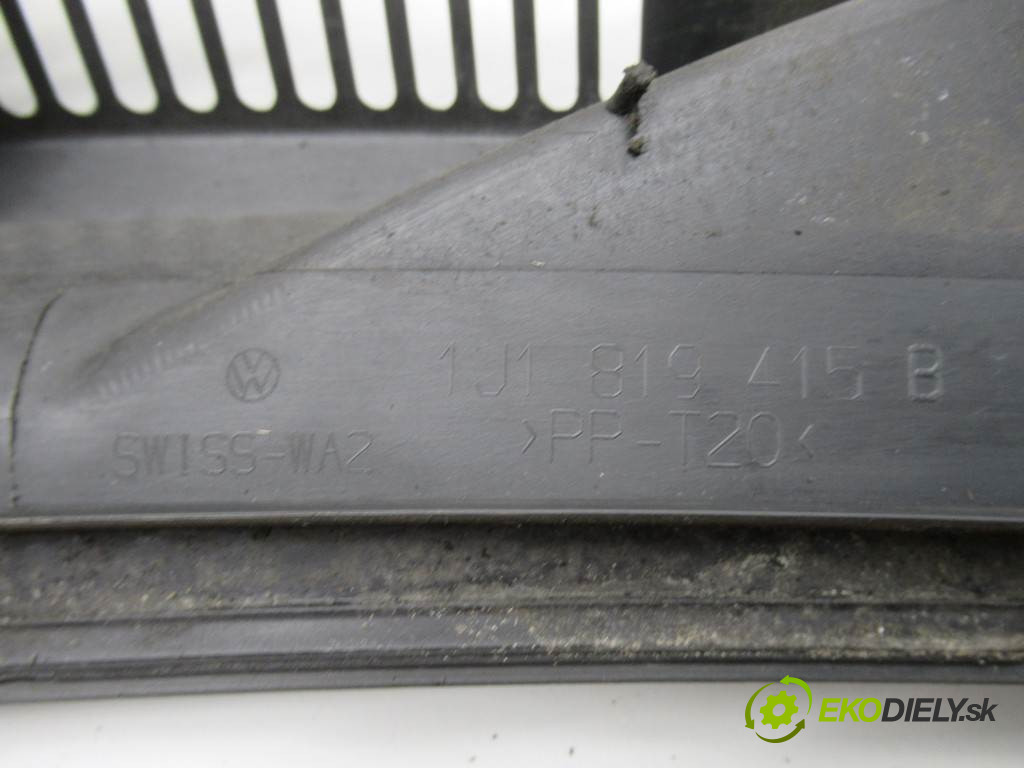 Volkswagen Golf IV       0  torpédo, plast pod čelné okno 1J1819415B