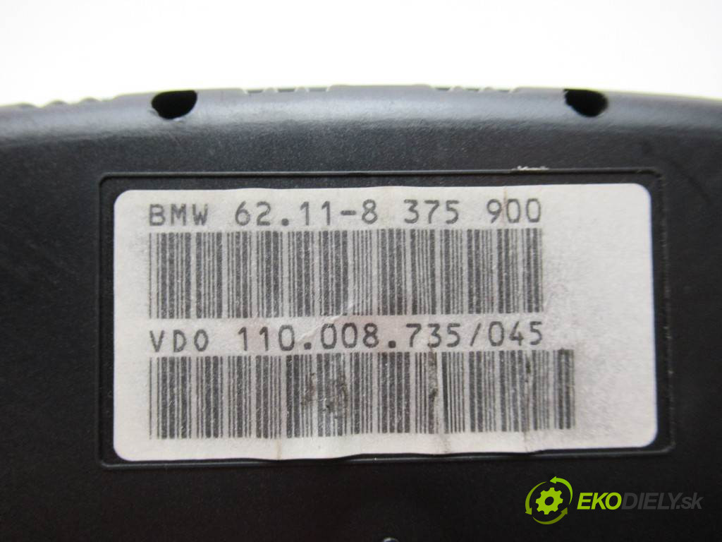 BMW 5 E39       0  prístrojovka 8375900