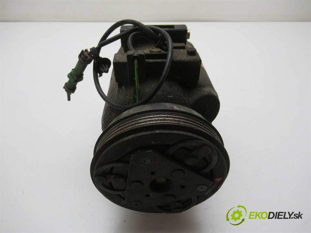 Audi A4 B5       0  kompresor klimatizácie 8D0260805