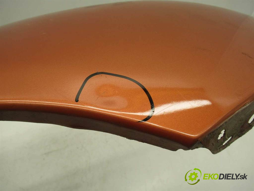 Peugeot 206       0  blatník přední část pravý