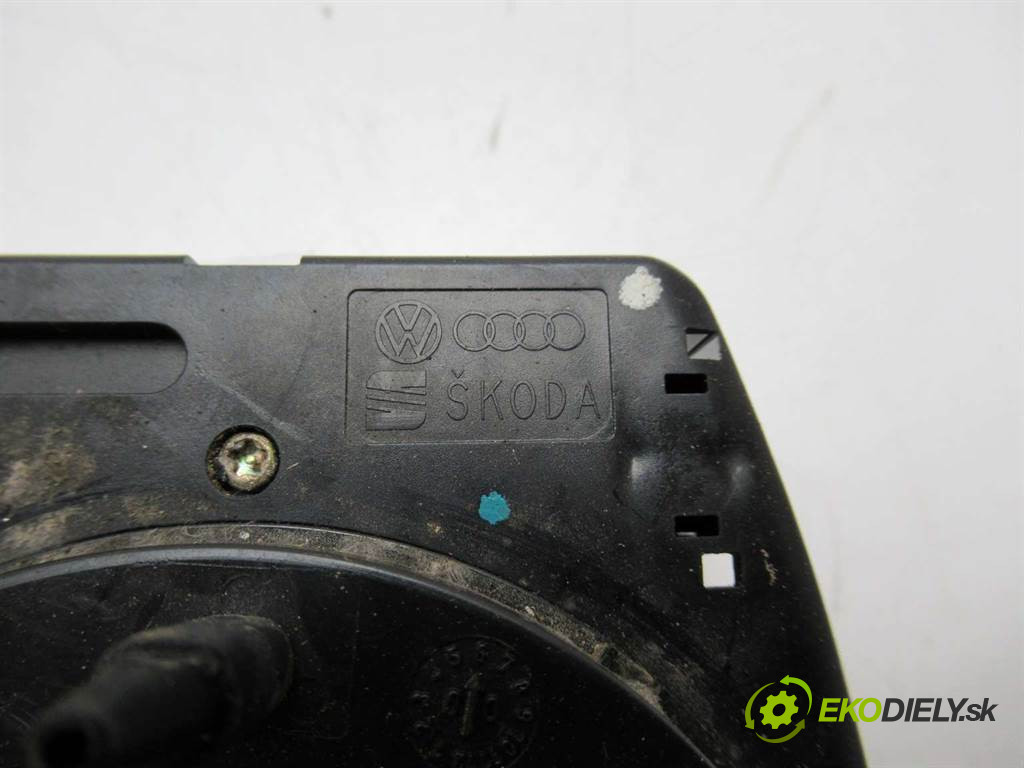 Volkswagen Passat B5       0  krúžok, slimák airbag 1J0959654J