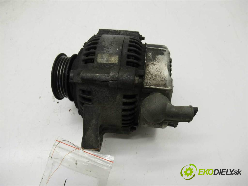 Toyota Corolla E11       0  alternátor 27060-11270