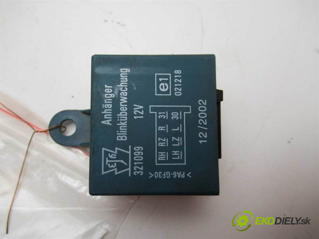 Volkswagen Passat B5       0  modul ťažného oka 321099