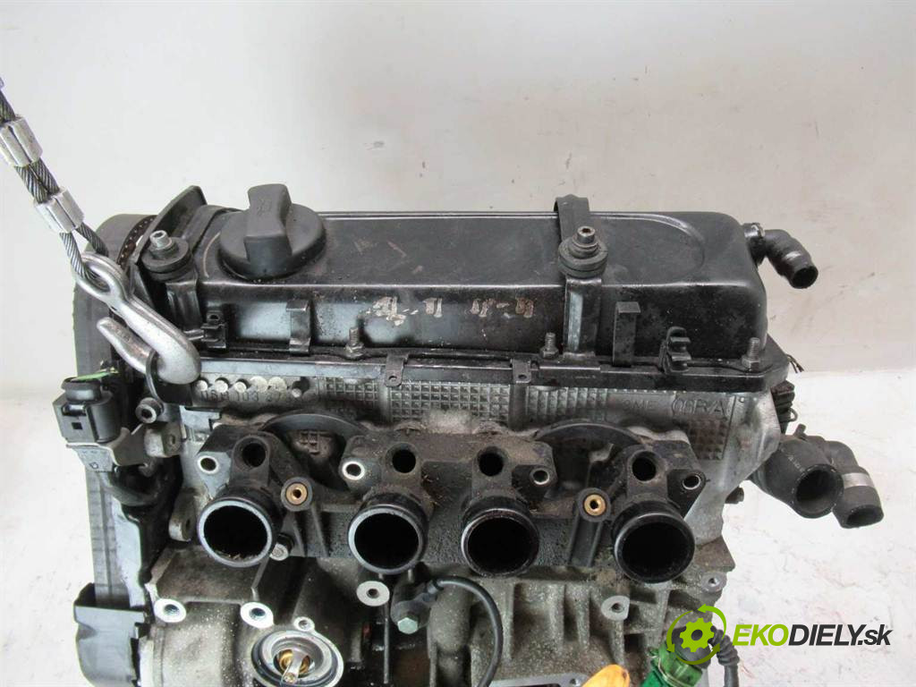 Audi A4 B5       0  motor AHL