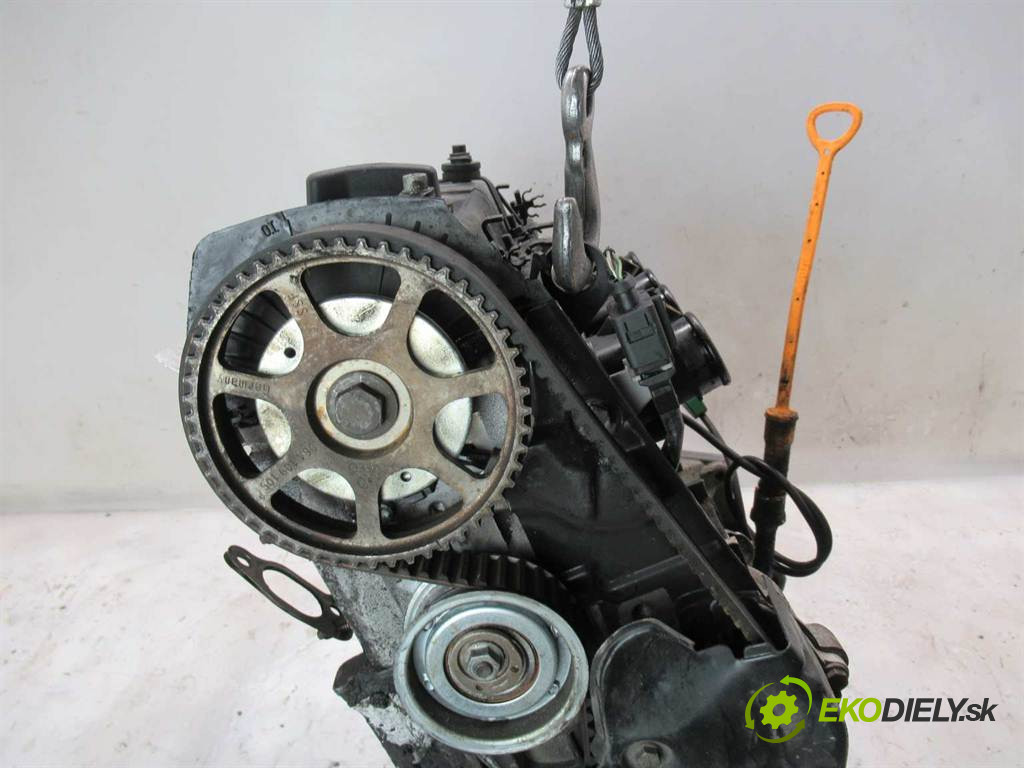 Audi A4 B5       0  motor AHL