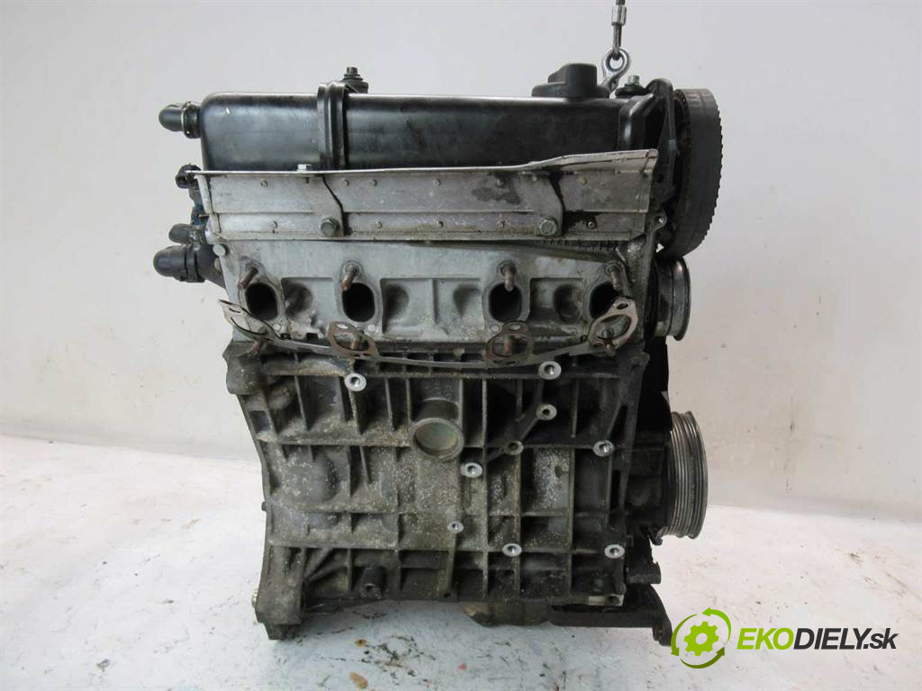 Audi A4 B5       0  motor AHL