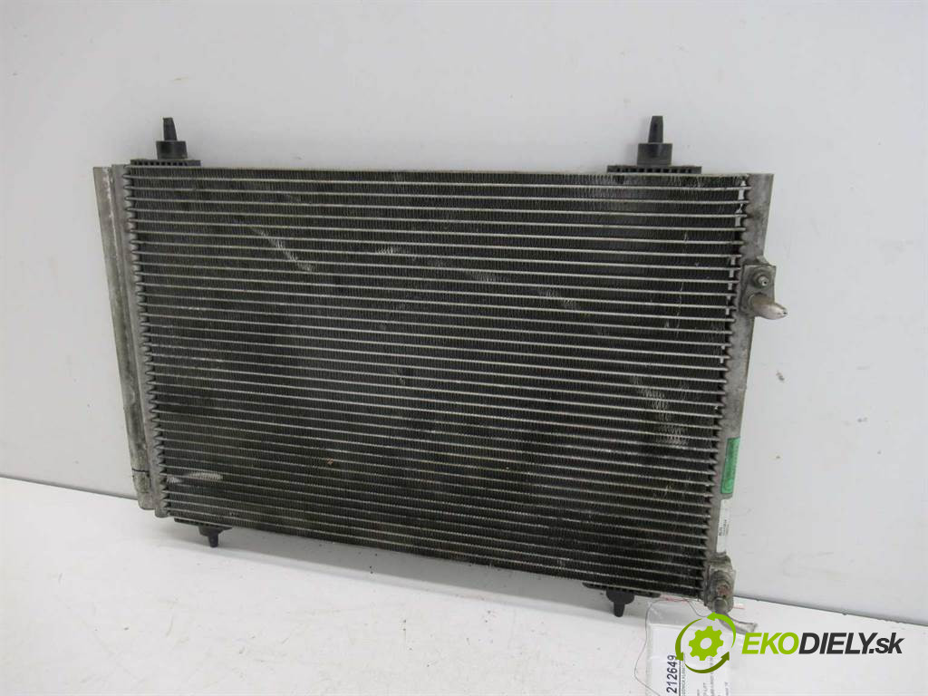 Peugeot 307 SW LIFT       0  chladič klimatizace