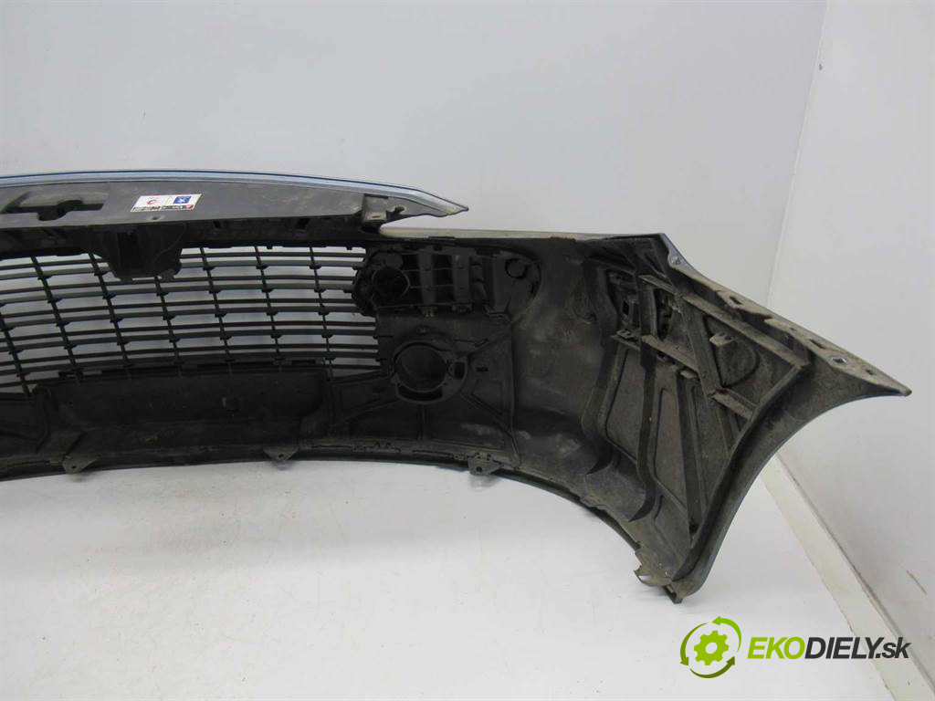 Peugeot 307 SW LIFT       0  nárazník predný