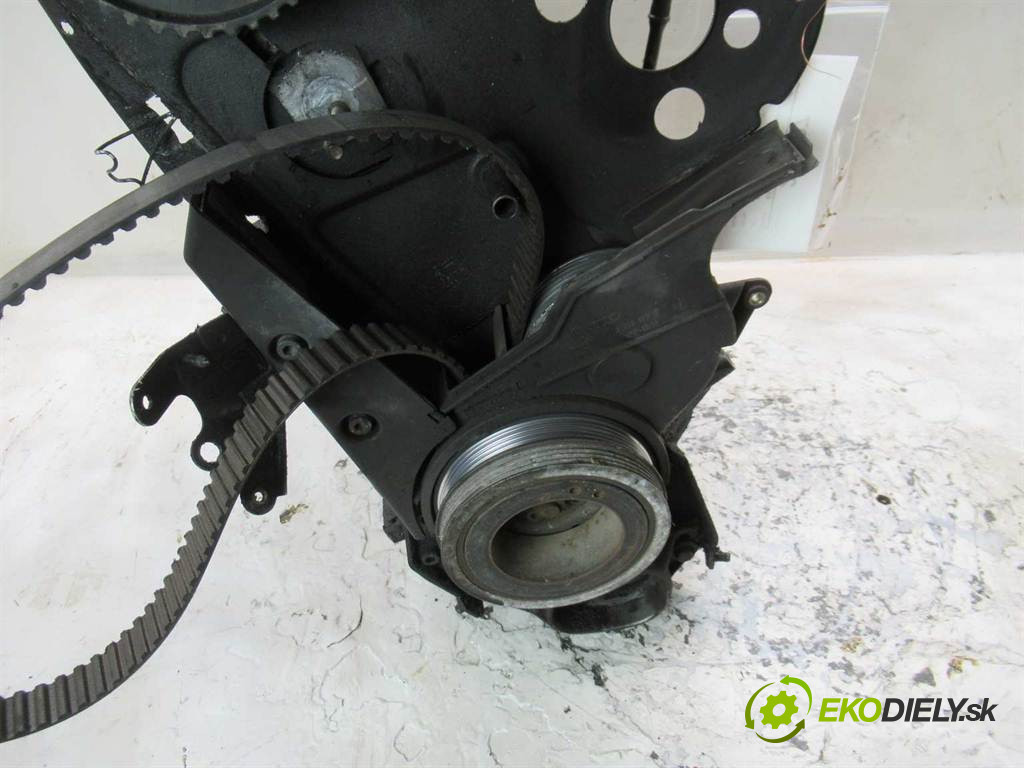 Audi A4 B5       0  motor AFN