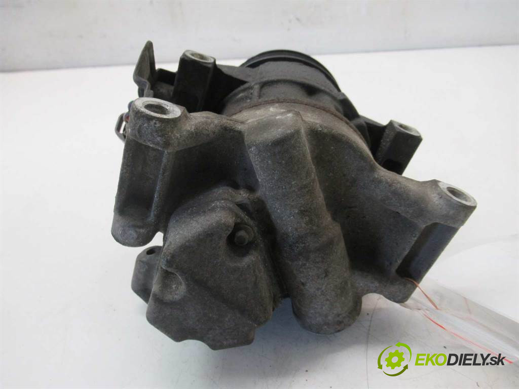 Toyota Yaris II       0  kompresor klimatizace 447260-2331