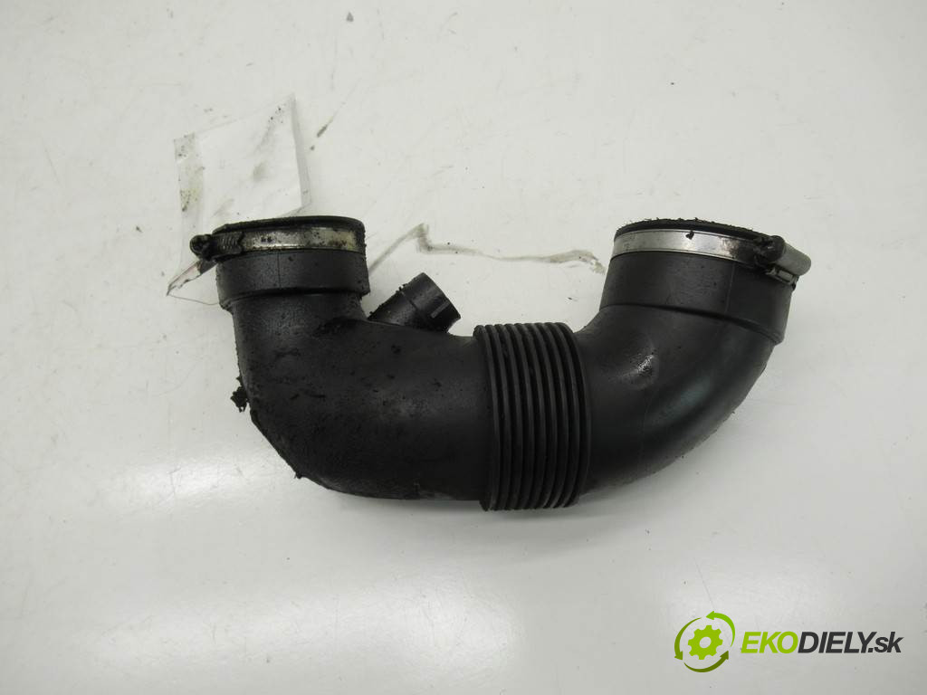 Mercedes-Benz C W203       0  rúra hadica rúrka vzduchu A6120940008