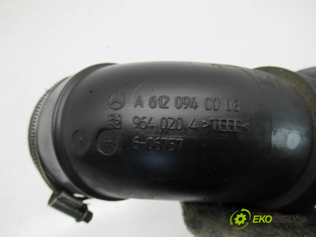 Mercedes-Benz C W203       0  rúra hadica rúrka vzduchu A6120940008