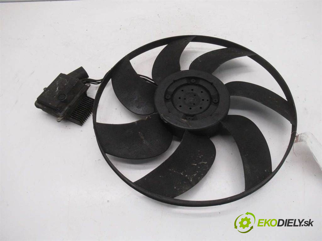 Mercedes-Benz C W203       0  ventilátor chladiče A2035000293