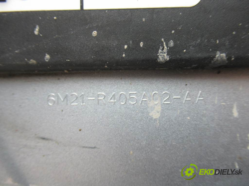 Ford S-MAX       0  dvierka nádrže paliva