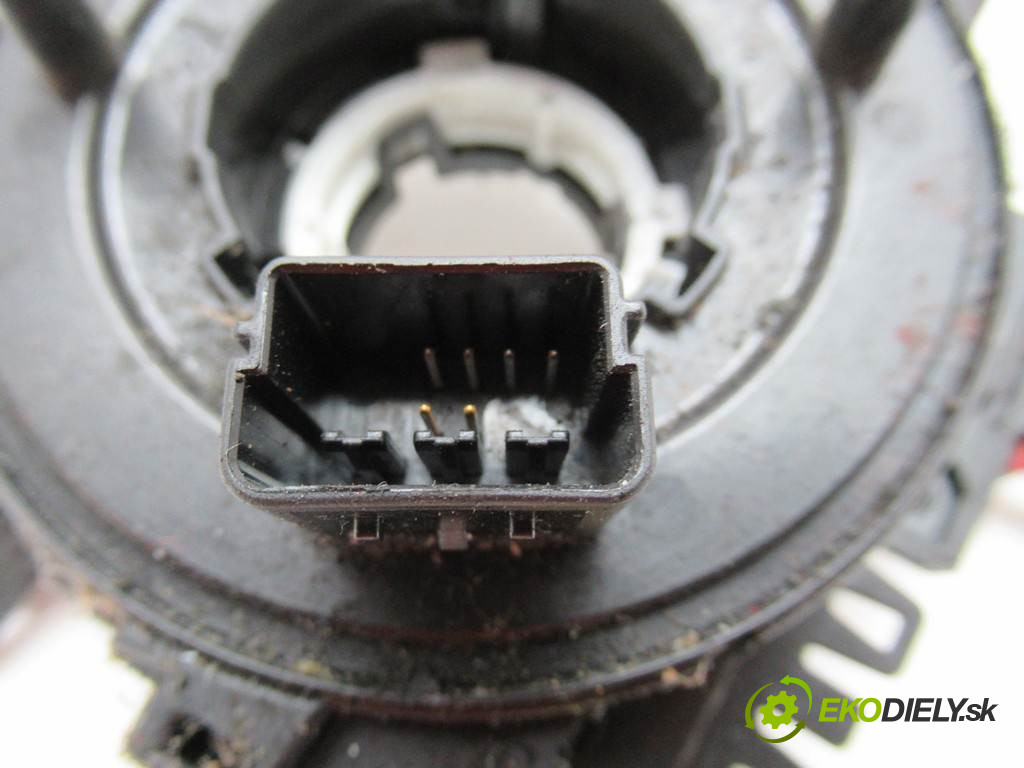 Skoda Octavia II LIFT       0  krúžok, slimák airbag 5K0953569C
