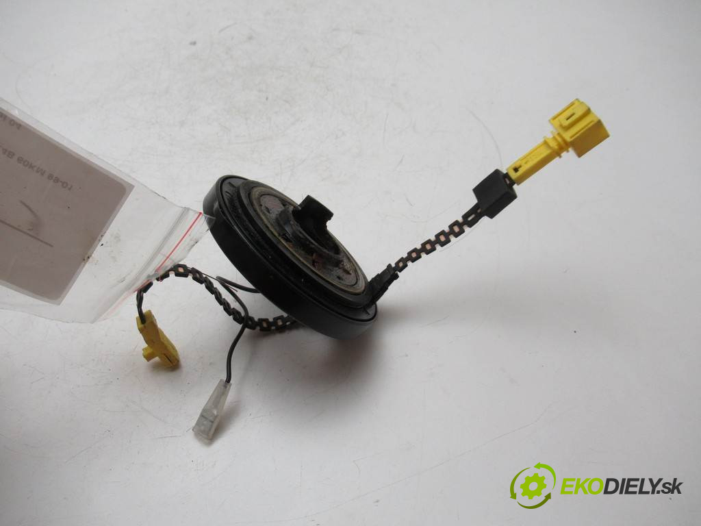 Volkswagen Polo III 6N2 FL       0  kroužek slimák airbag 1H0959653E