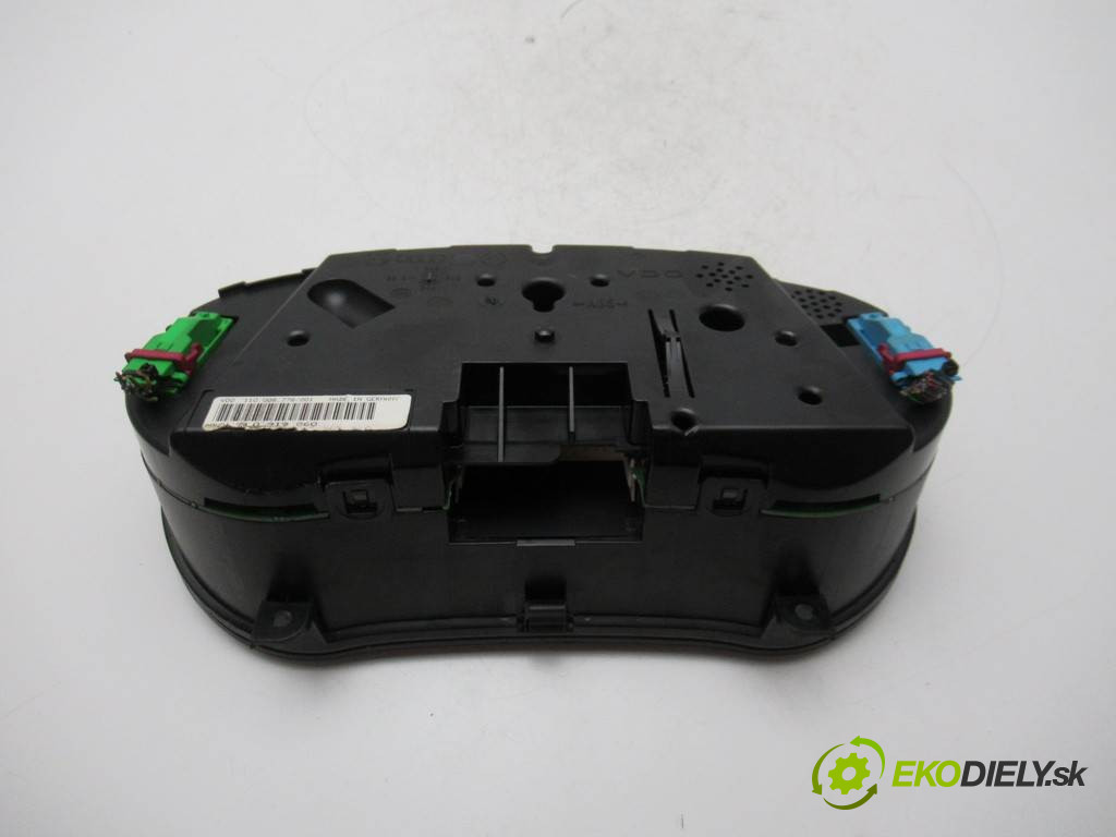 Audi A3 8L       0  prístrojovka 8L0919860