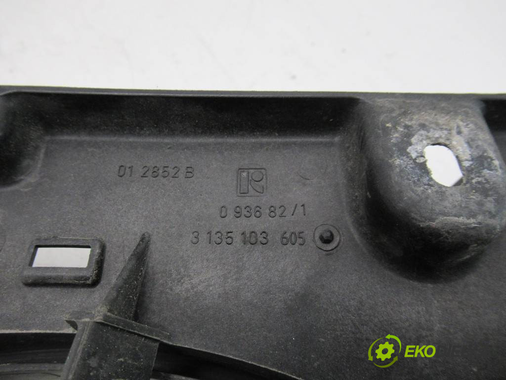 Opel Astra H       0  ventilátor klimatizace 13132559