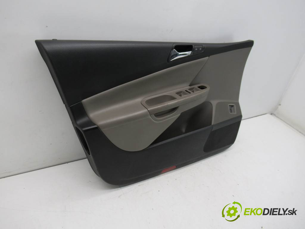 Volkswagen Passat B6       0  ča dveře přední část levý tapacír 3C1867011