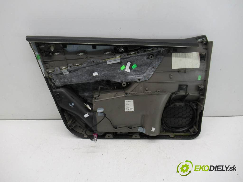 Volkswagen Passat B6       0  ča dveře přední část pravý tapacír